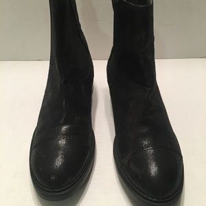 Calvin Klein women’s Dominique black boots size 8